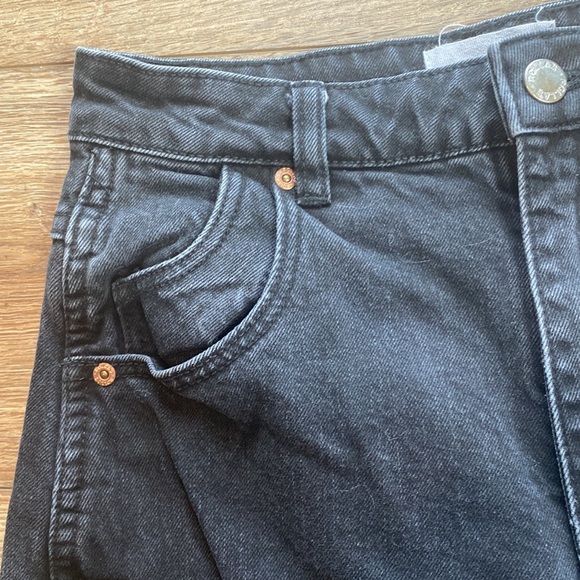 Rolla’s ELLE Super High Rise Relaxed Black jeans - Picture 8 of 13